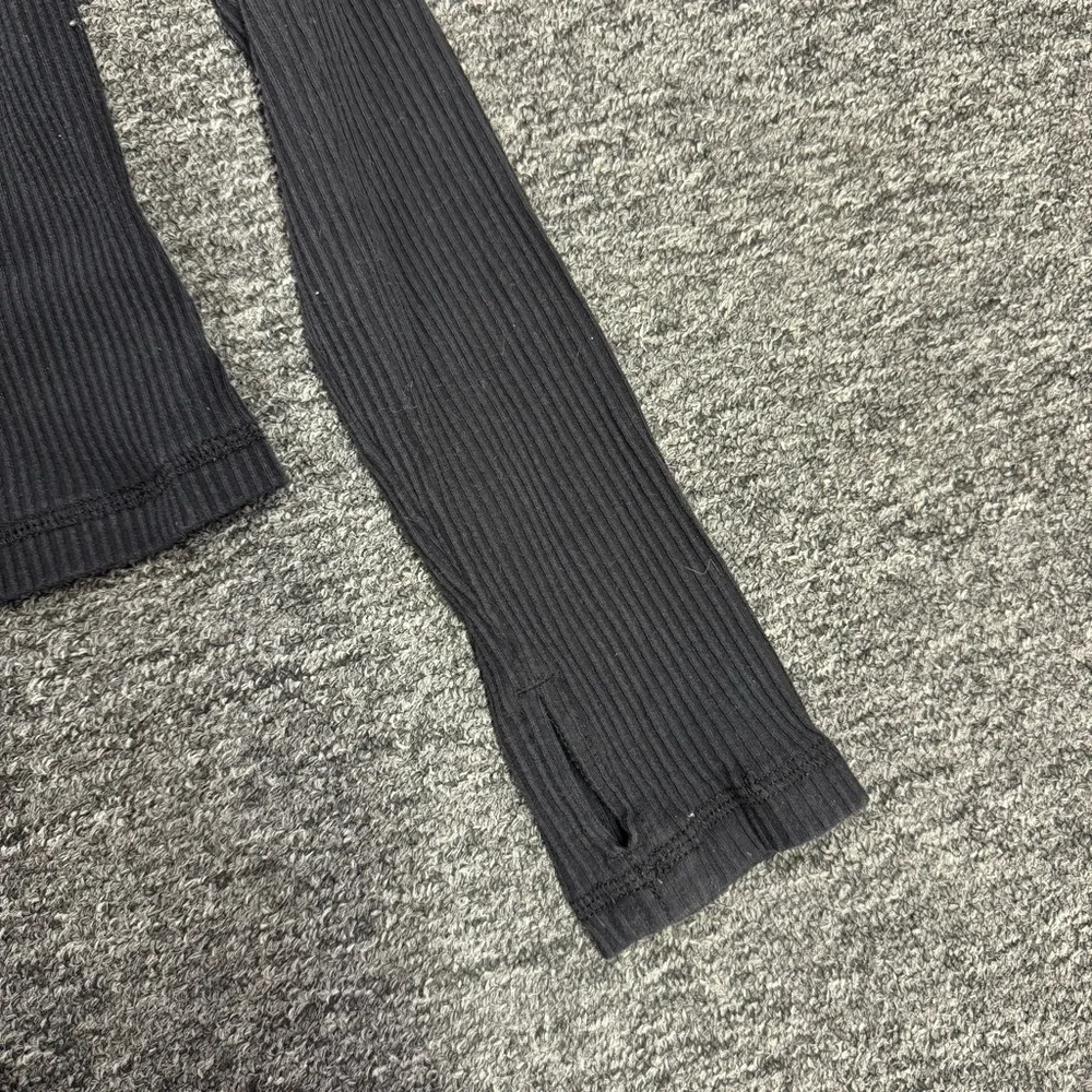 Free People sleeve round
